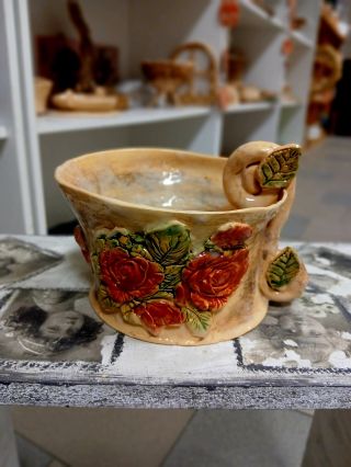 Adventný kalendár 🌟 a špeciálne ceny na Keramika u Zuzky sú tu.🎉 Na toto obdobie sa tešíte, lebo viete, čo to znamená....